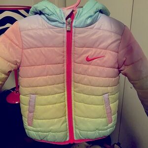 Girls Nike puffer jacket 🌈💖